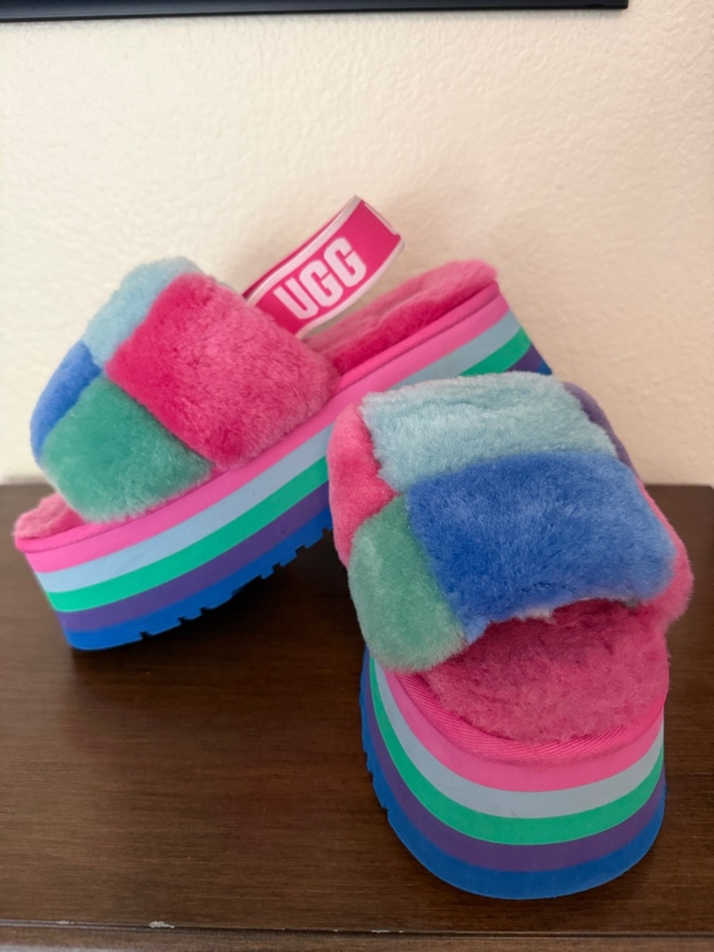 UGG PRIDE DISCO CHECKER RAINBOW BLUE FLUFF SLIDE SANDALS
